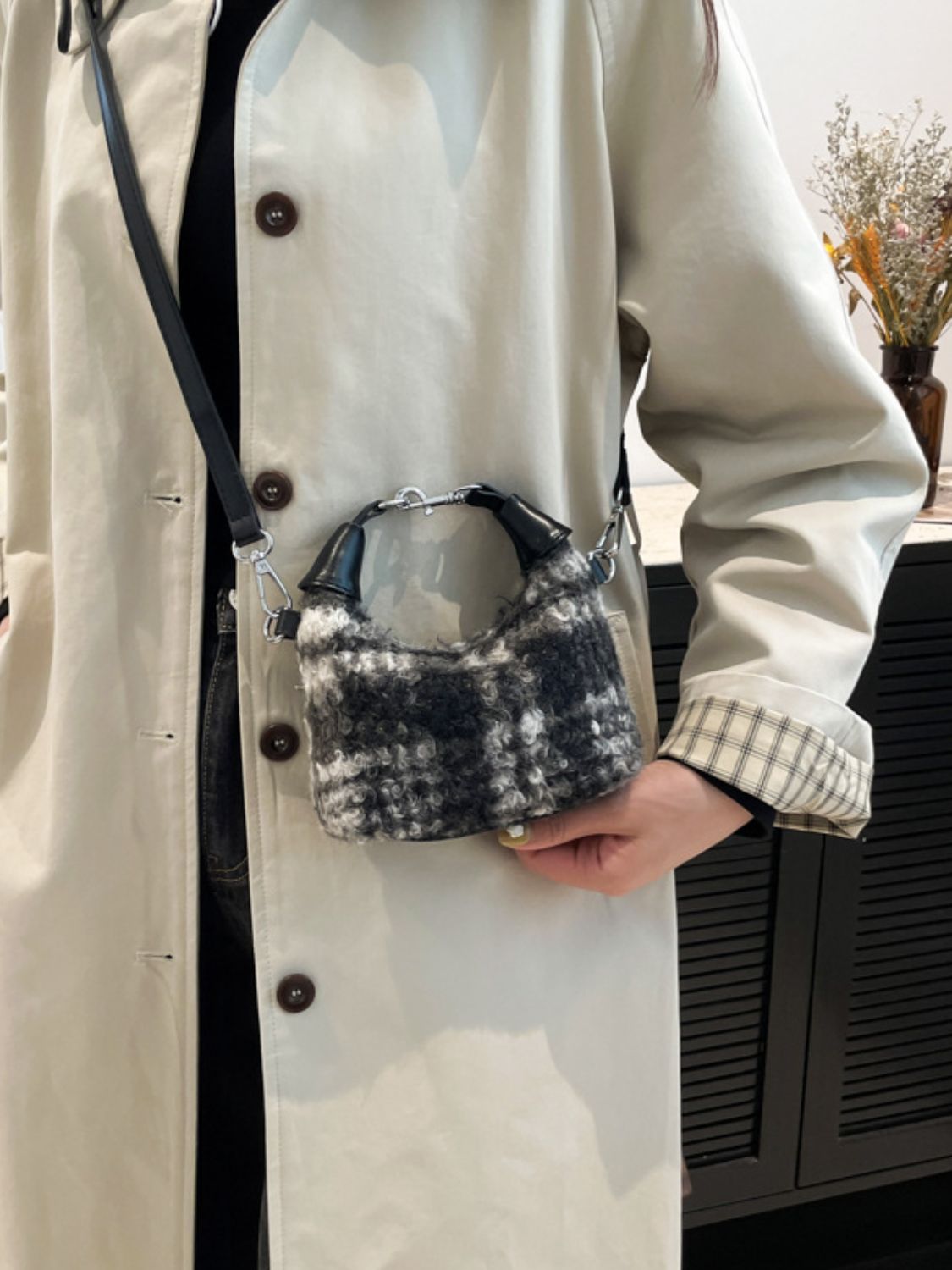 Fuzzy Polyester Mini Handbag with Zipper ( Multiple options available)