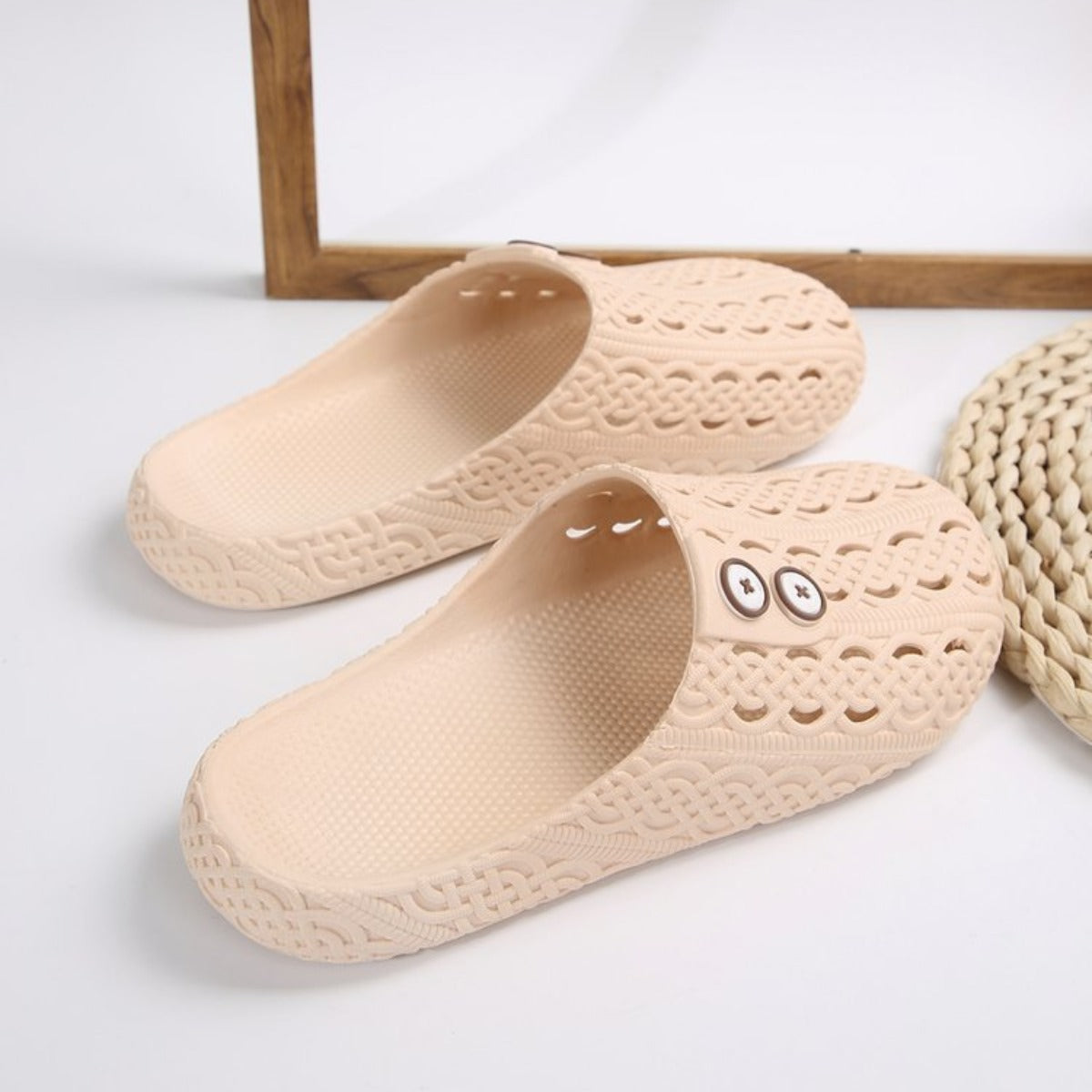 Round Toe Flat Sandals