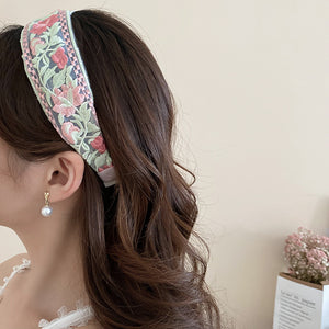 Acrylic Flower Embroidered Headband